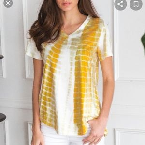 Amaryllis Women's Top